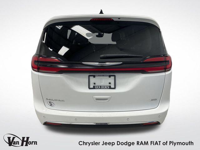 used 2023 Chrysler Pacifica car, priced at $29,500