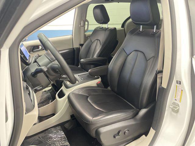 used 2023 Chrysler Pacifica car, priced at $29,500