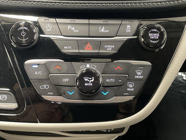 used 2023 Chrysler Pacifica car, priced at $29,500