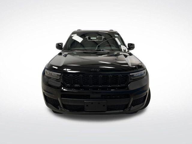 new 2025 Jeep Grand Cherokee L car, priced at $42,562