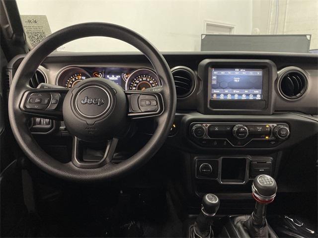 used 2022 Jeep Wrangler Unlimited car, priced at $31,142