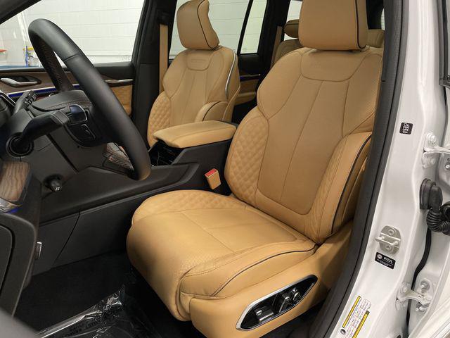 used 2024 Jeep Grand Cherokee car, priced at $52,500