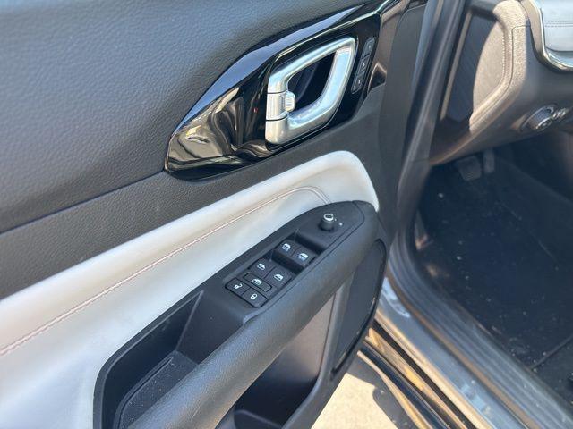 used 2022 Jeep Compass car, priced at $23,000