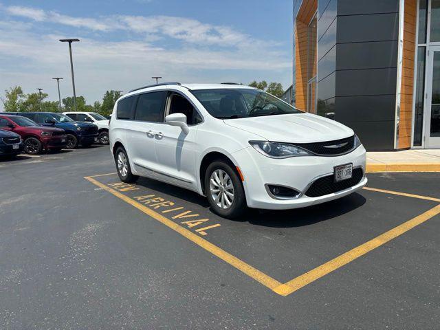 used 2019 Chrysler Pacifica car, priced at $19,000