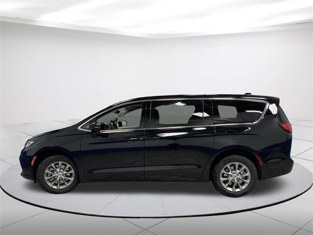 new 2024 Chrysler Pacifica car, priced at $41,510