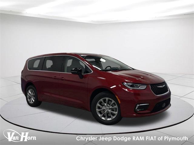 new 2024 Chrysler Pacifica car, priced at $41,941