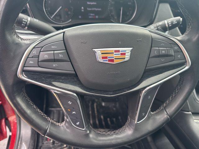 used 2023 Cadillac XT5 car, priced at $33,500