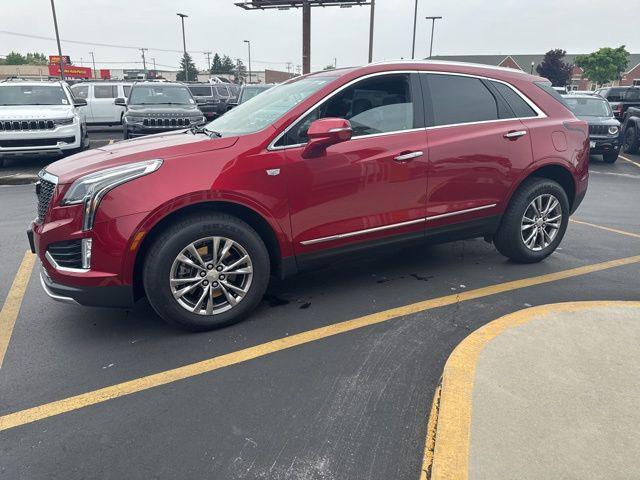 used 2023 Cadillac XT5 car, priced at $33,500
