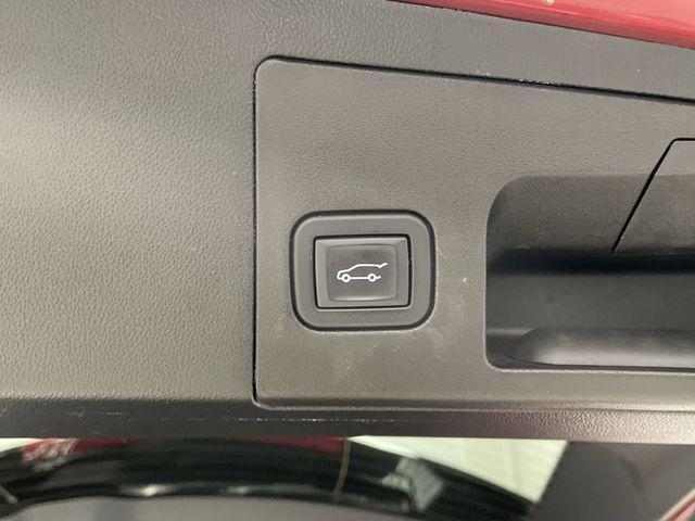 used 2023 Cadillac XT5 car, priced at $33,250