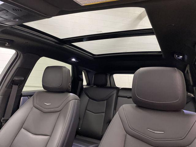 used 2023 Cadillac XT5 car, priced at $33,250