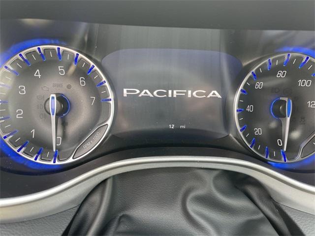 new 2024 Chrysler Pacifica car, priced at $44,972