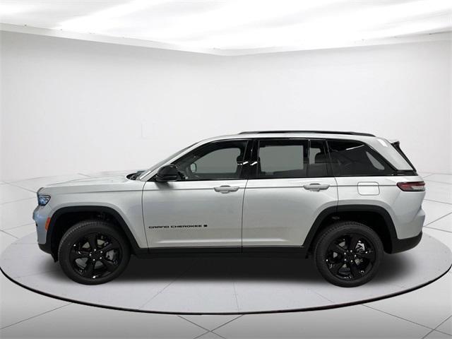 new 2024 Jeep Grand Cherokee car, priced at $48,586