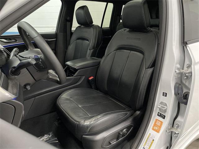 used 2023 Jeep Grand Cherokee car, priced at $40,660