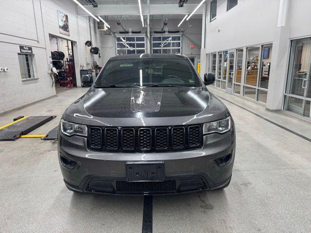 used 2018 Jeep Grand Cherokee car, priced at $17,500