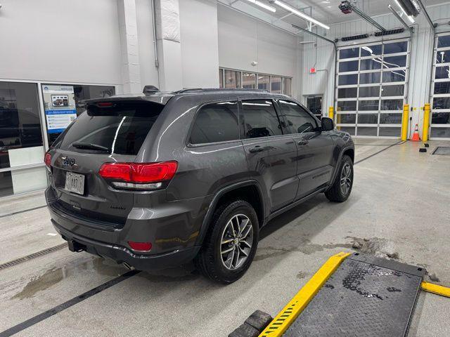 used 2018 Jeep Grand Cherokee car, priced at $17,500