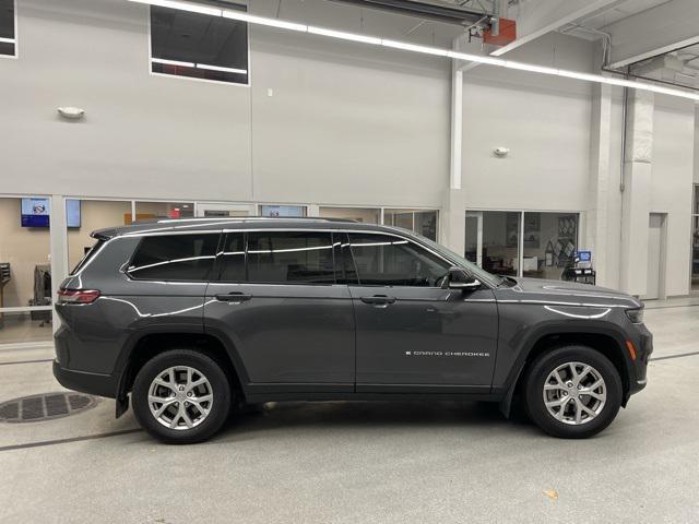 used 2021 Jeep Grand Cherokee L car, priced at $33,149