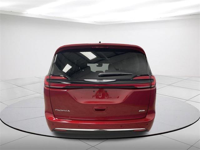 new 2024 Chrysler Pacifica car, priced at $41,941