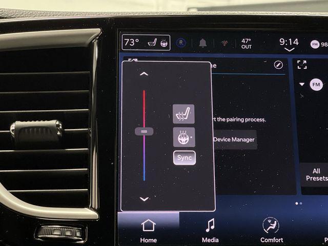 new 2025 Chrysler Pacifica car, priced at $43,886