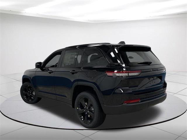 new 2025 Jeep Grand Cherokee car, priced at $48,102