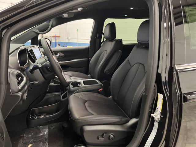 new 2026 Chrysler Pacifica car, priced at $45,276