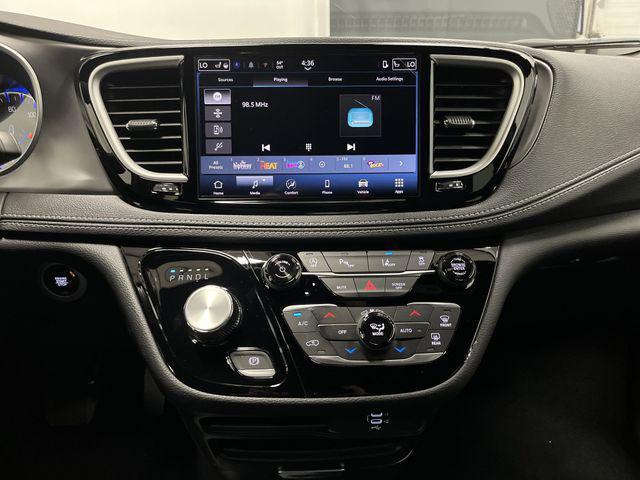 new 2026 Chrysler Pacifica car, priced at $45,276