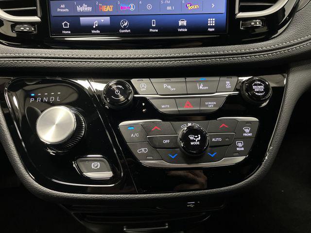 new 2026 Chrysler Pacifica car, priced at $45,276