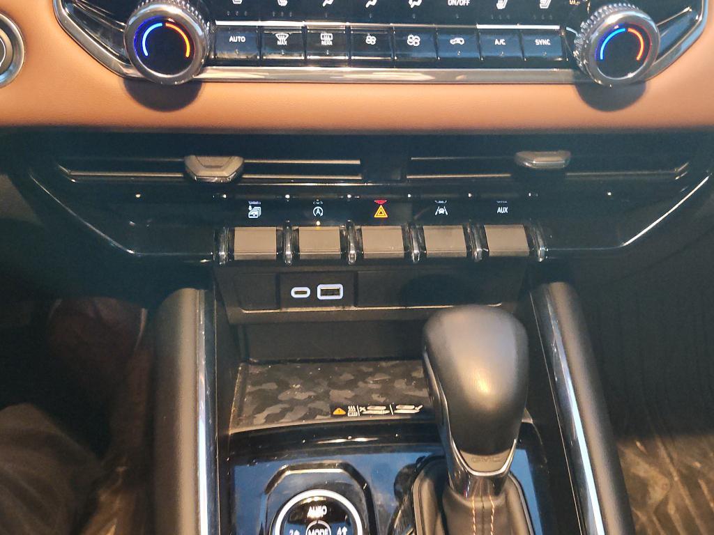 used 2024 GMC Canyon car, priced at $41,954