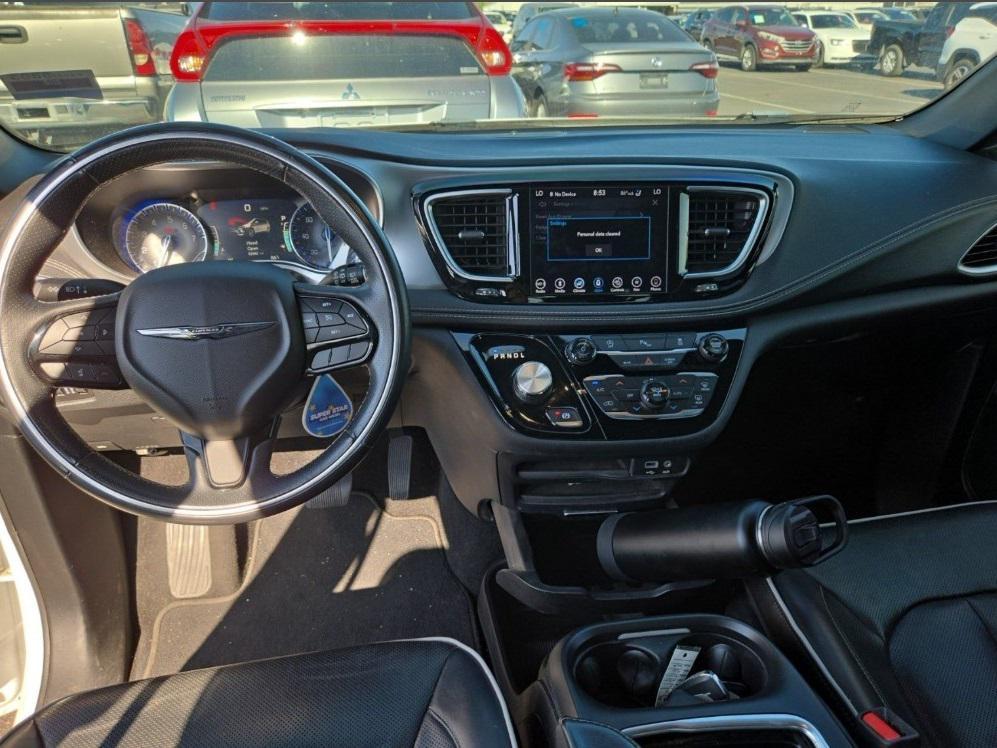 used 2018 Chrysler Pacifica car, priced at $15,998