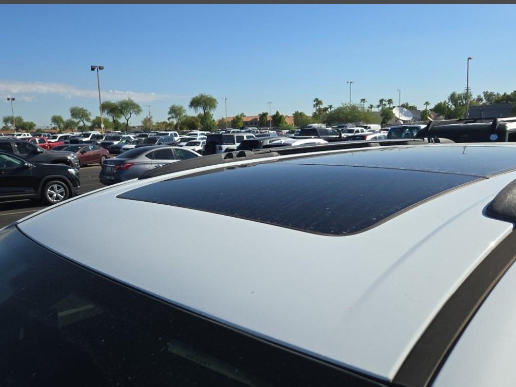 used 2018 Chrysler Pacifica car, priced at $15,998