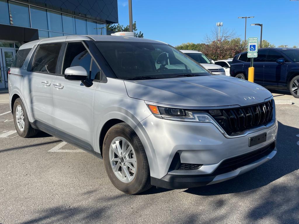 used 2023 Kia Carnival car, priced at $31,714