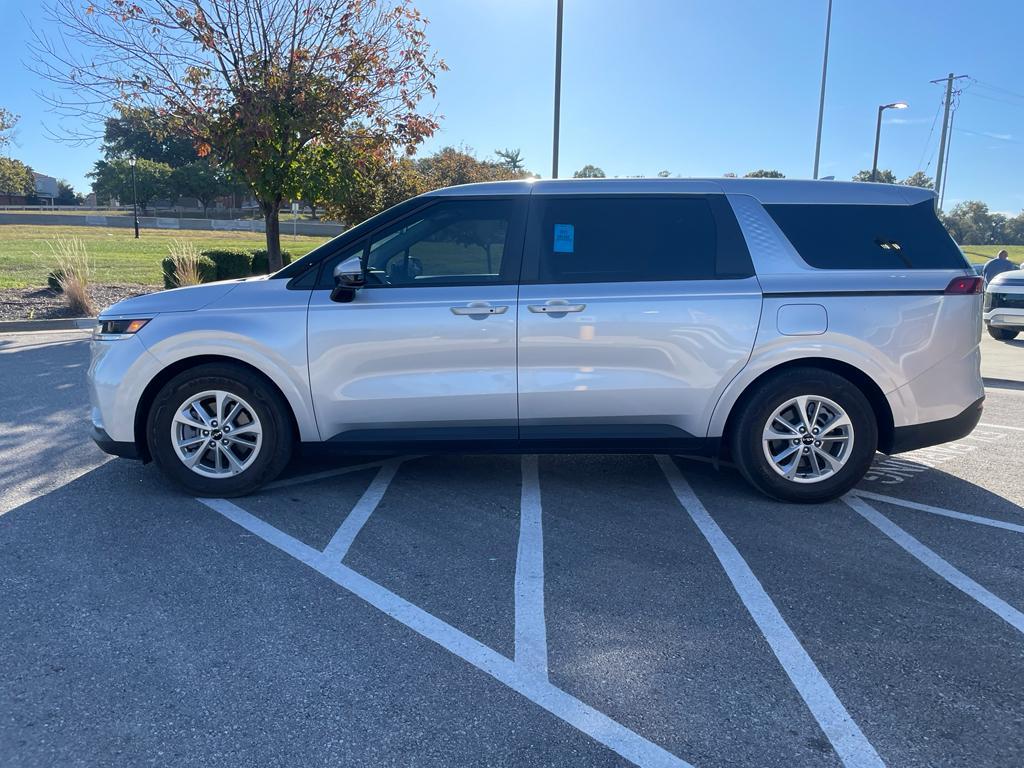 used 2023 Kia Carnival car, priced at $31,714