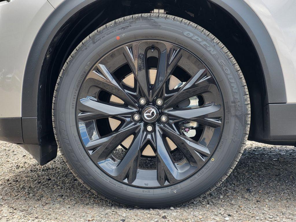 new 2025 Mazda CX-90 car, priced at $45,645