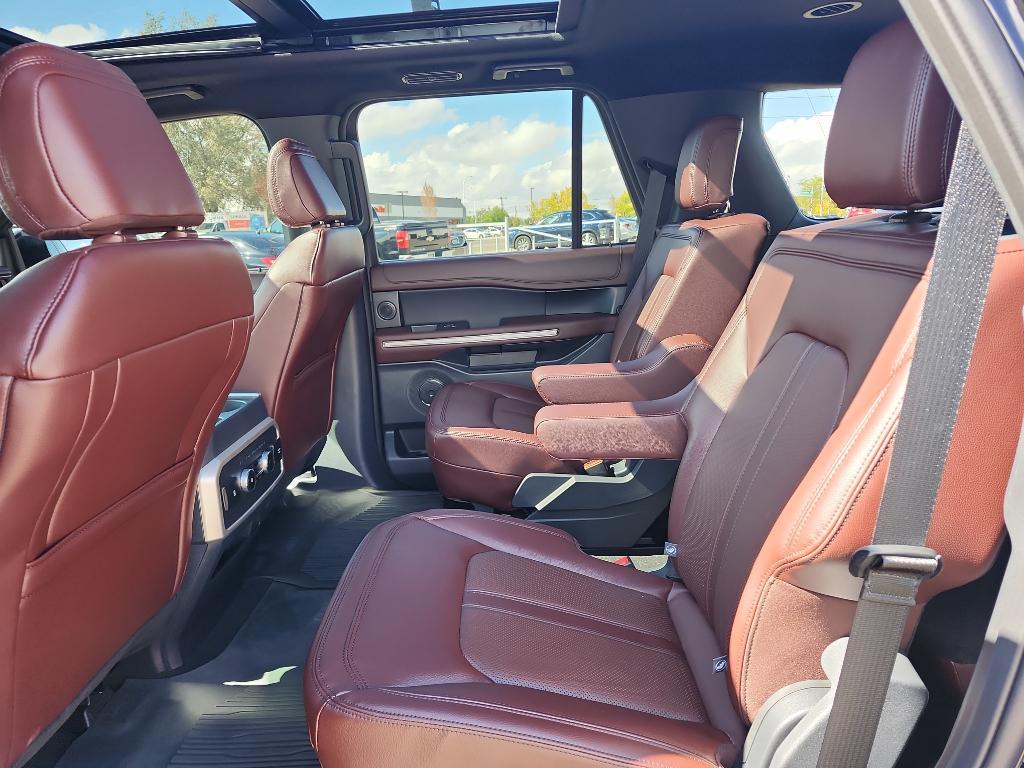 used 2024 Ford Expedition car, priced at $64,589