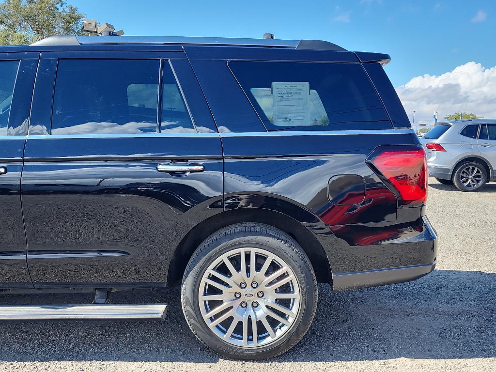used 2024 Ford Expedition car, priced at $64,589