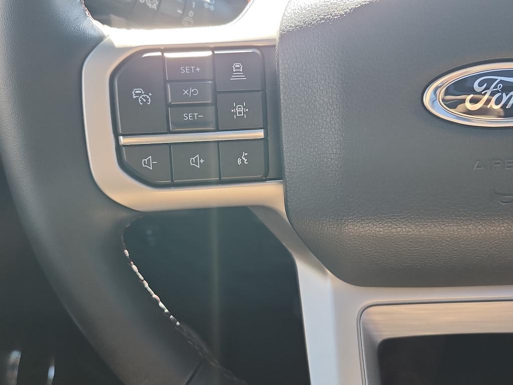 used 2024 Ford Expedition car, priced at $64,589