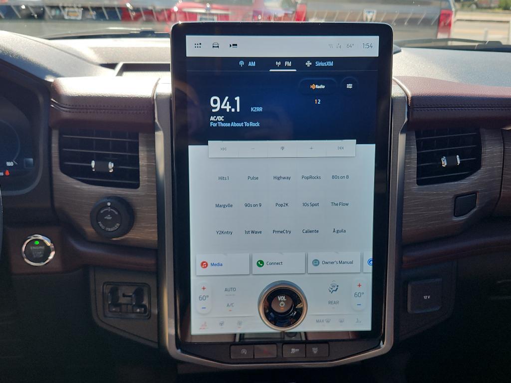 used 2024 Ford Expedition car, priced at $64,589
