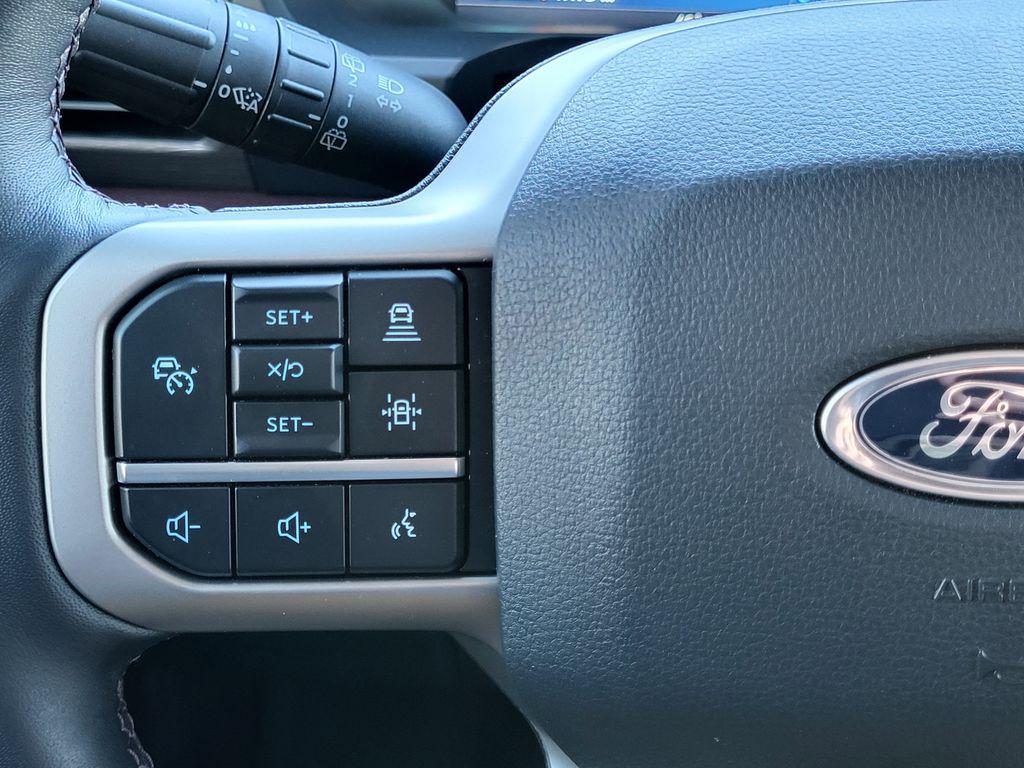 used 2024 Ford Expedition car, priced at $63,774