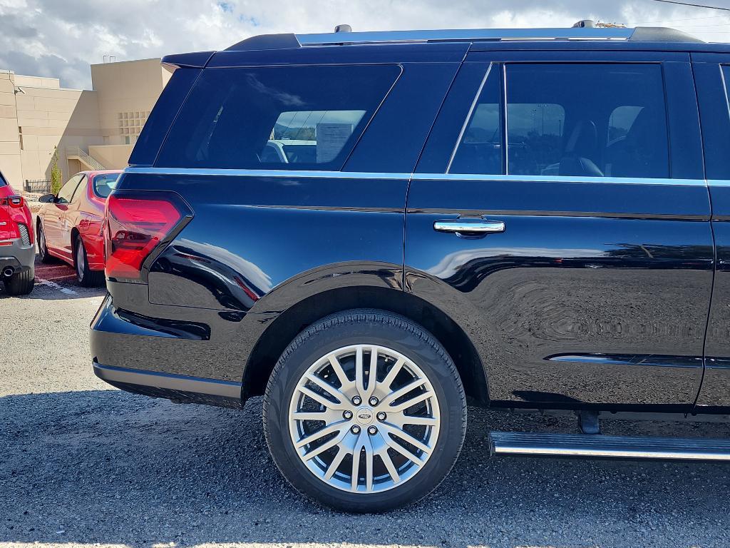 used 2024 Ford Expedition car, priced at $64,589
