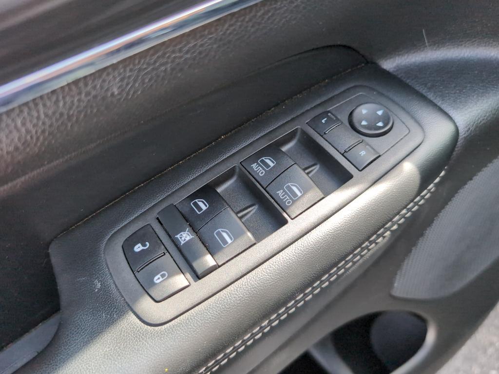 used 2021 Jeep Grand Cherokee car, priced at $28,632
