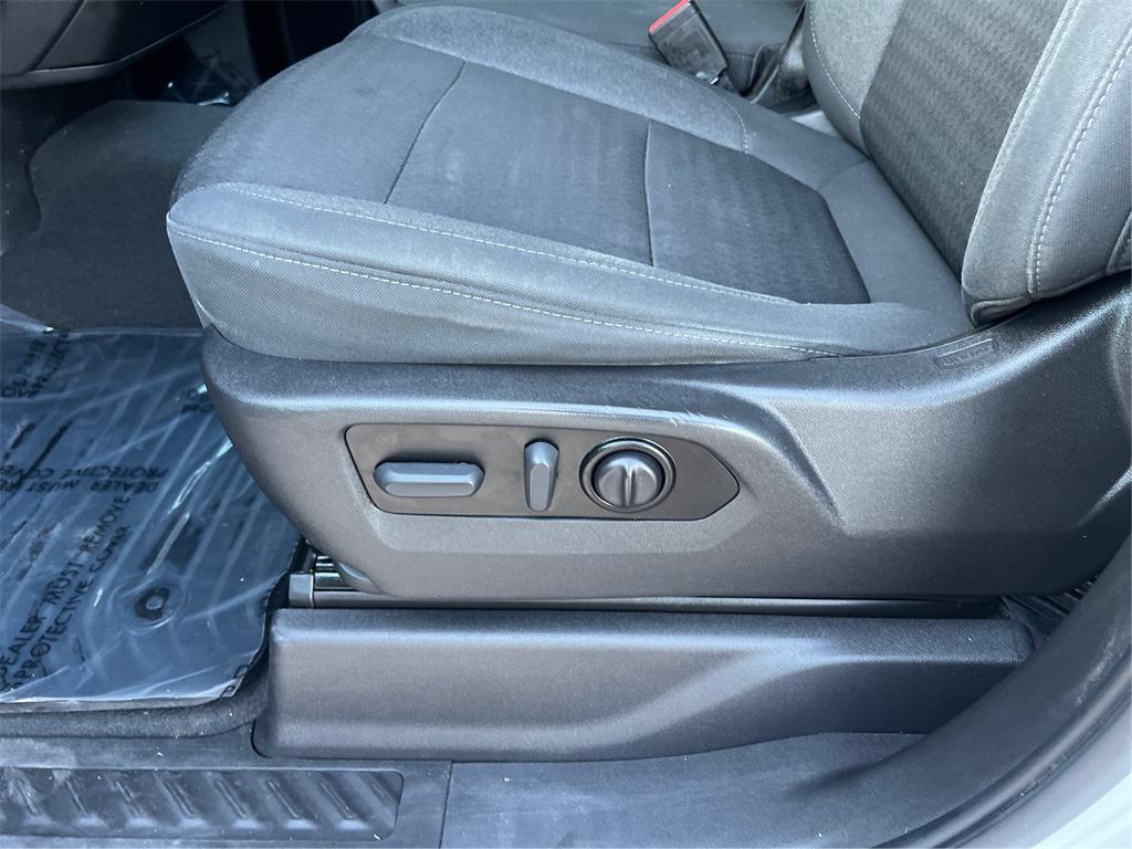 used 2022 Chevrolet Silverado 1500 car, priced at $25,973