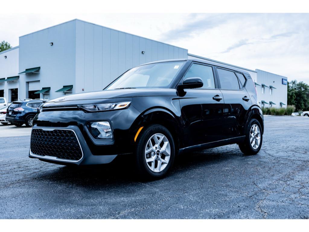 used 2021 Kia Soul car, priced at $17,094