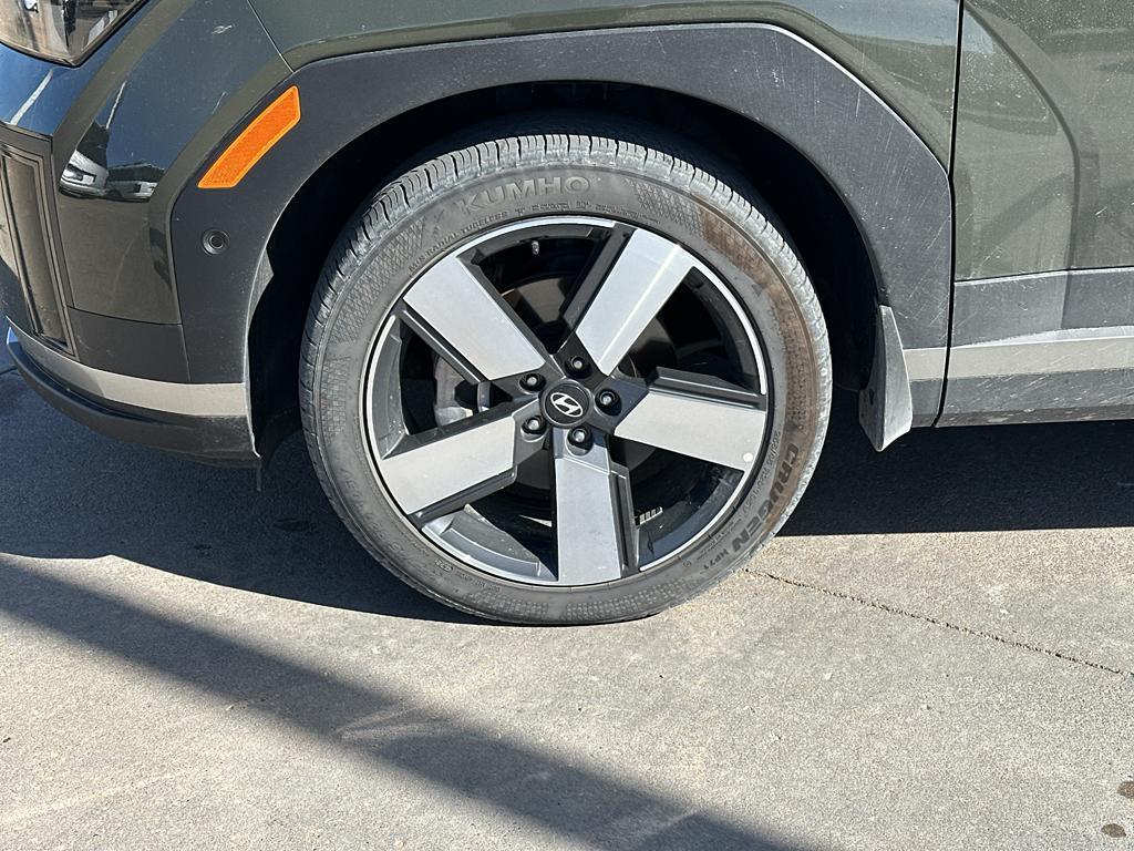 used 2024 Hyundai Santa Fe car, priced at $38,490