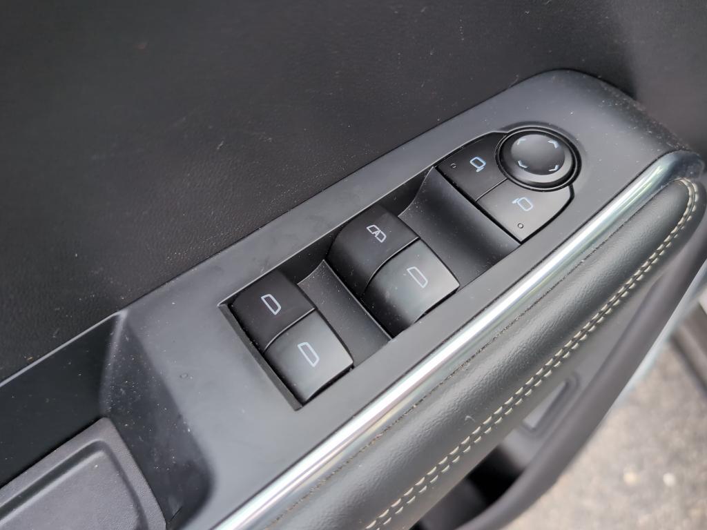 used 2025 GMC Acadia car, priced at $36,956