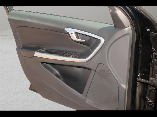 used 2018 Volvo S60 Inscription car, priced at $15,497