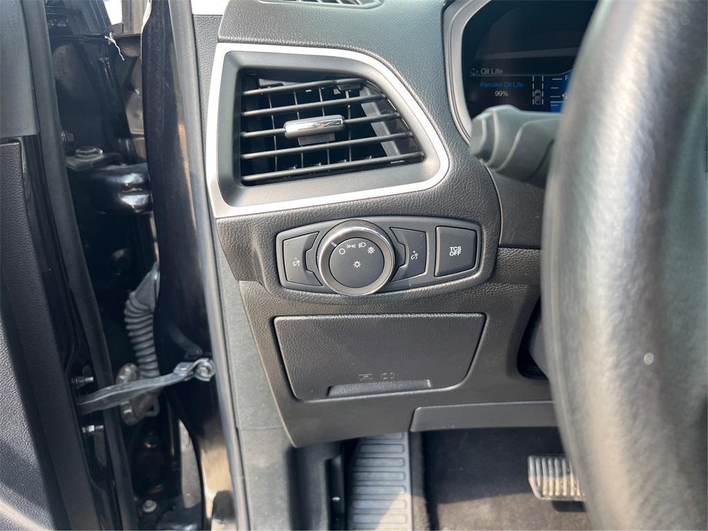 used 2022 Ford Edge car, priced at $15,413