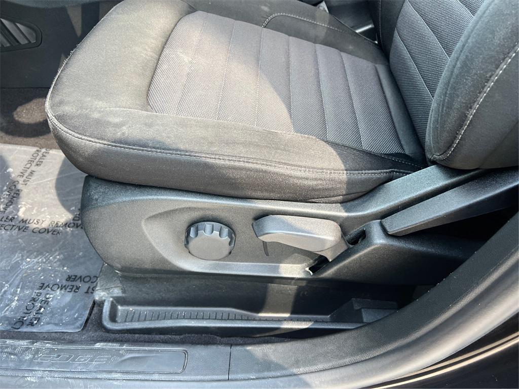 used 2022 Ford Edge car, priced at $15,413