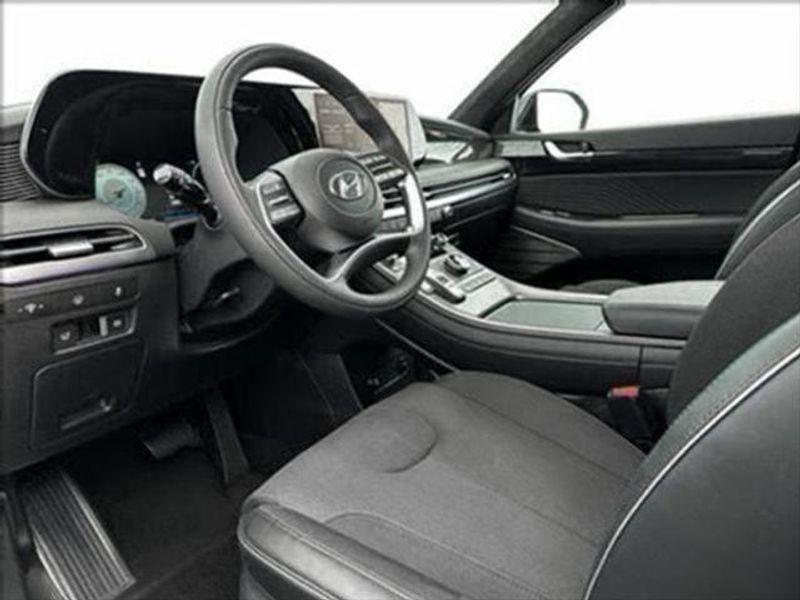 used 2025 Hyundai Palisade car, priced at $52,497
