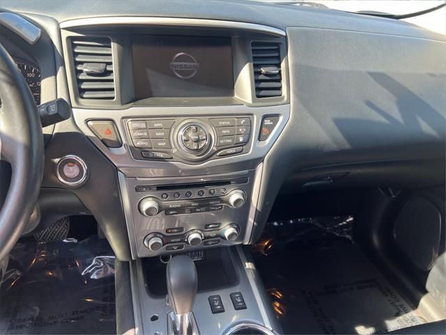 used 2020 Nissan Pathfinder car, priced at $19,306