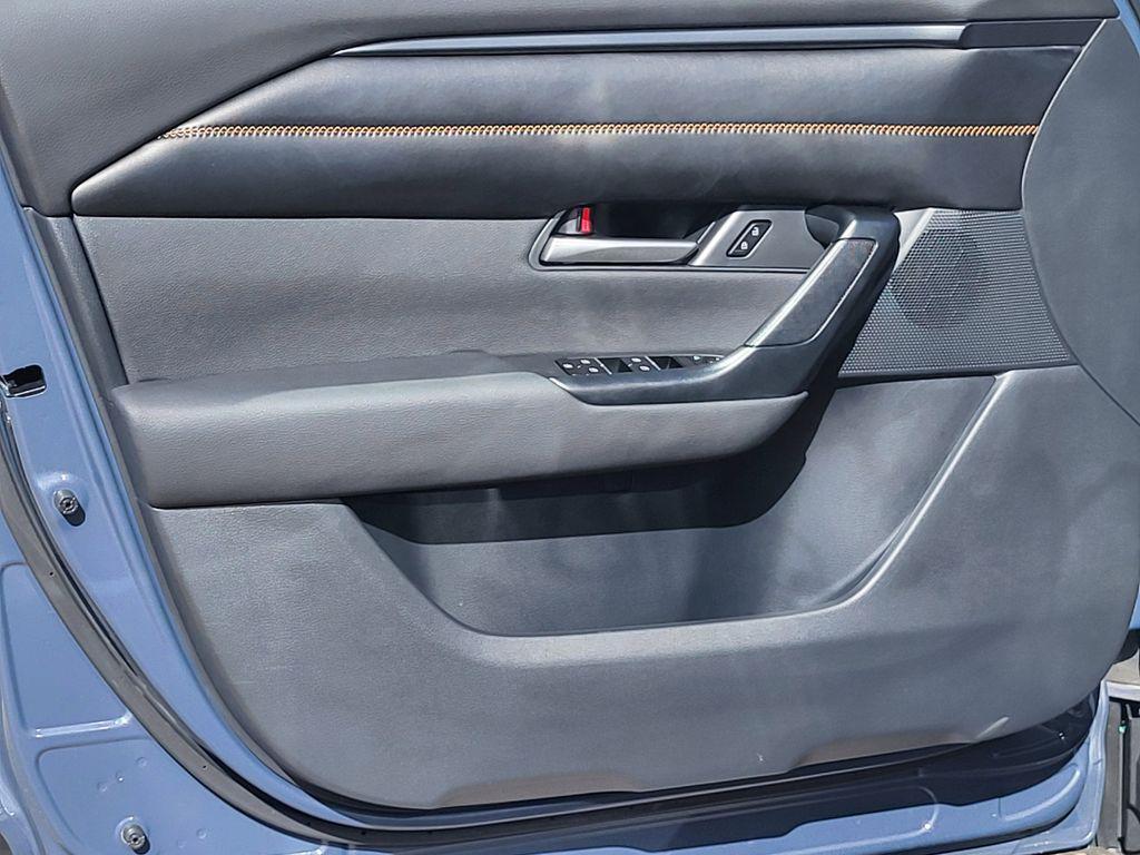 used 2025 Mazda CX-50 Hybrid car, priced at $43,377