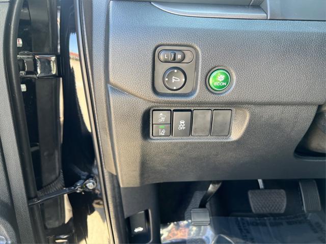 used 2022 Honda Pilot car, priced at $31,211